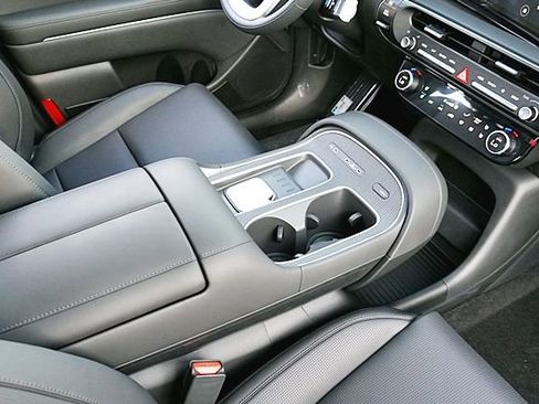 New 2026 Hyundai Palisade Calligraphy image 13