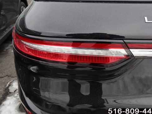 Used 2022 Lincoln Corsair AWD w/ Premium Package image 23