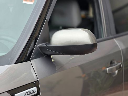 Used 2017 Kia Soul image 9