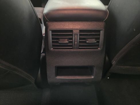 Used 2023 Mitsubishi Outlander SE FWD image 24