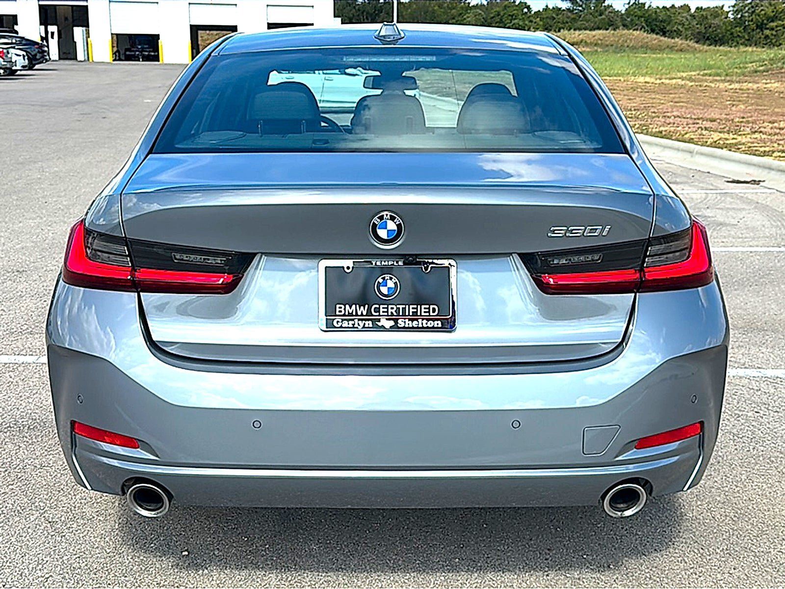 Used 2024 BMW 330i Sedan w/ Premium Package RWD image 7