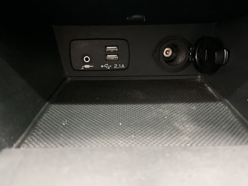 Used 2023 Subaru Crosstrek 2.5i Limited image 37