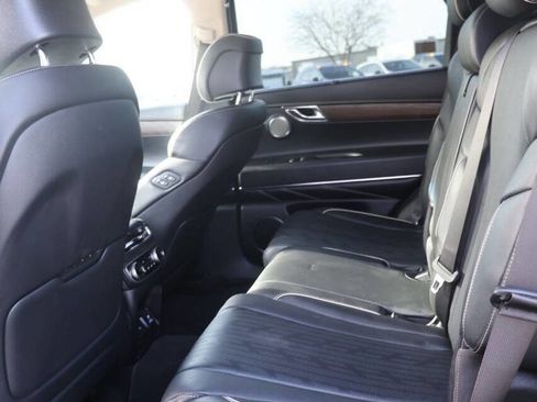 Used 2023 Genesis GV80 3.5T Advanced + image 17