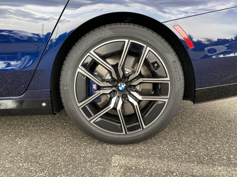 New 2026 BMW 760i xDrive w/ Executive Package image 5