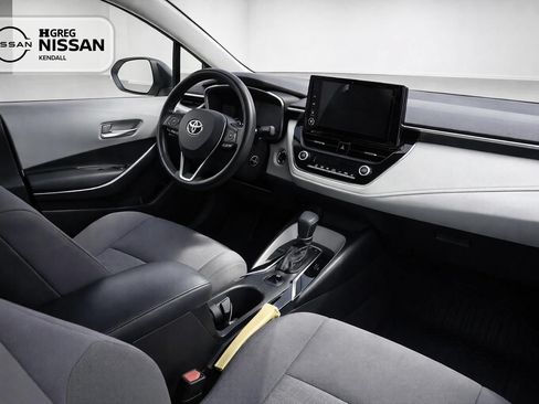 Used 2024 Toyota Corolla SE FWD image 11