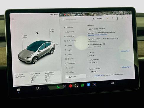 Used 2021 Tesla Model Y Long Range AWD/4WD image 37