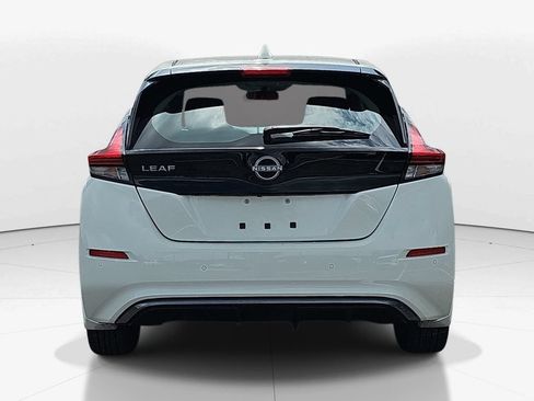 Used 2024 Nissan Leaf S FWD image 7