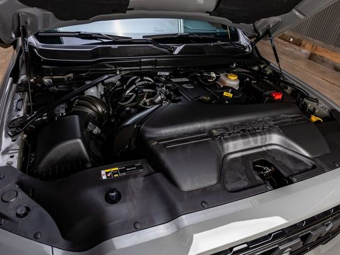 Used 2025 RAM 3500 Limited AWD/4WD image 42