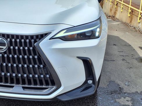 Used 2025 Lexus NX 250 FWD w/ Premium Package image 35