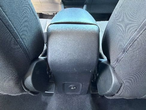 Used 2022 Ford Escape SE AWD/4WD image 25