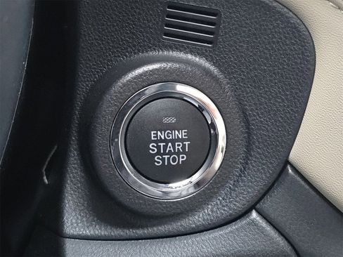 Used 2025 Subaru Outback Limited XT image 25