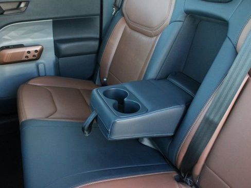 Used 2023 Ford Maverick Lariat w/ Lariat Luxury Package image 33