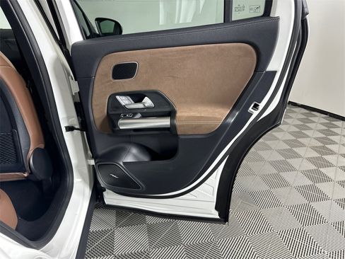 Certified 2025 Mercedes-Benz GLA 250 image 18