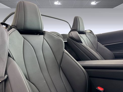 Used 2026 Lexus LC 500 Convertible RWD image 28