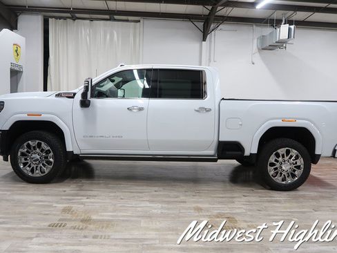 Used 2026 GMC Sierra 2500 Denali w/ Denali Reserve Package AWD/4WD image 10