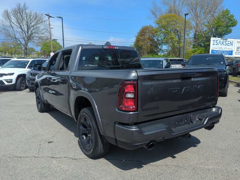 Used 2025 RAM 1500 Big Horn AWD/4WD image 4
