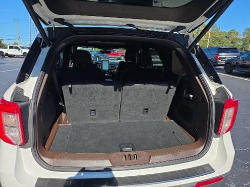 Certified 2022 Ford Explorer King Ranch w/ Class IV Trailer Tow Package image 3