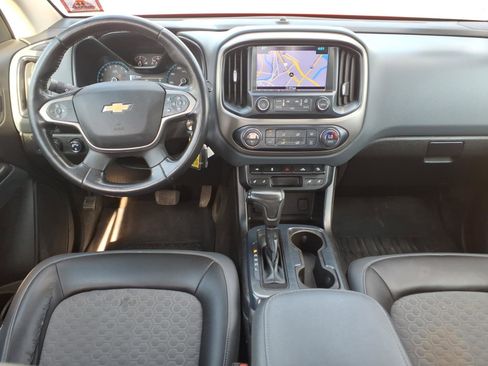 Used 2017 Chevrolet Colorado Z71 AWD/4WD image 9