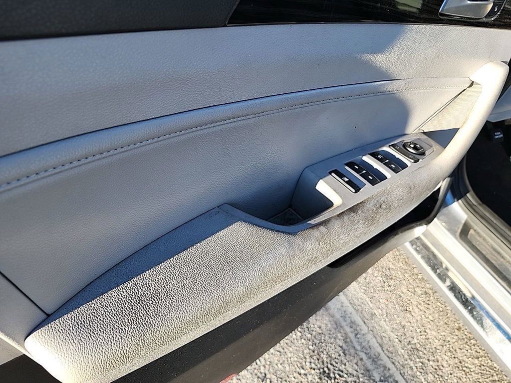 Used 2017 Hyundai Sonata Limited w/ Tech Package 03 FWD image 15