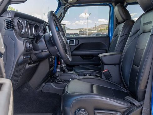 Used 2022 Jeep Wrangler Unlimited Sahara image 6