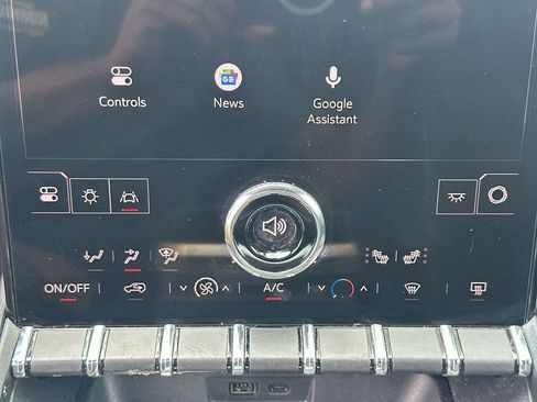 Used 2025 GMC Terrain Elevation AWD/4WD image 27