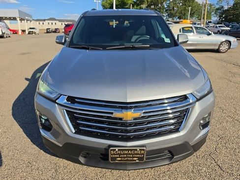 Used 2023 Chevrolet Traverse LT w/ LPO, Floor Liner Package AWD/4WD image 8
