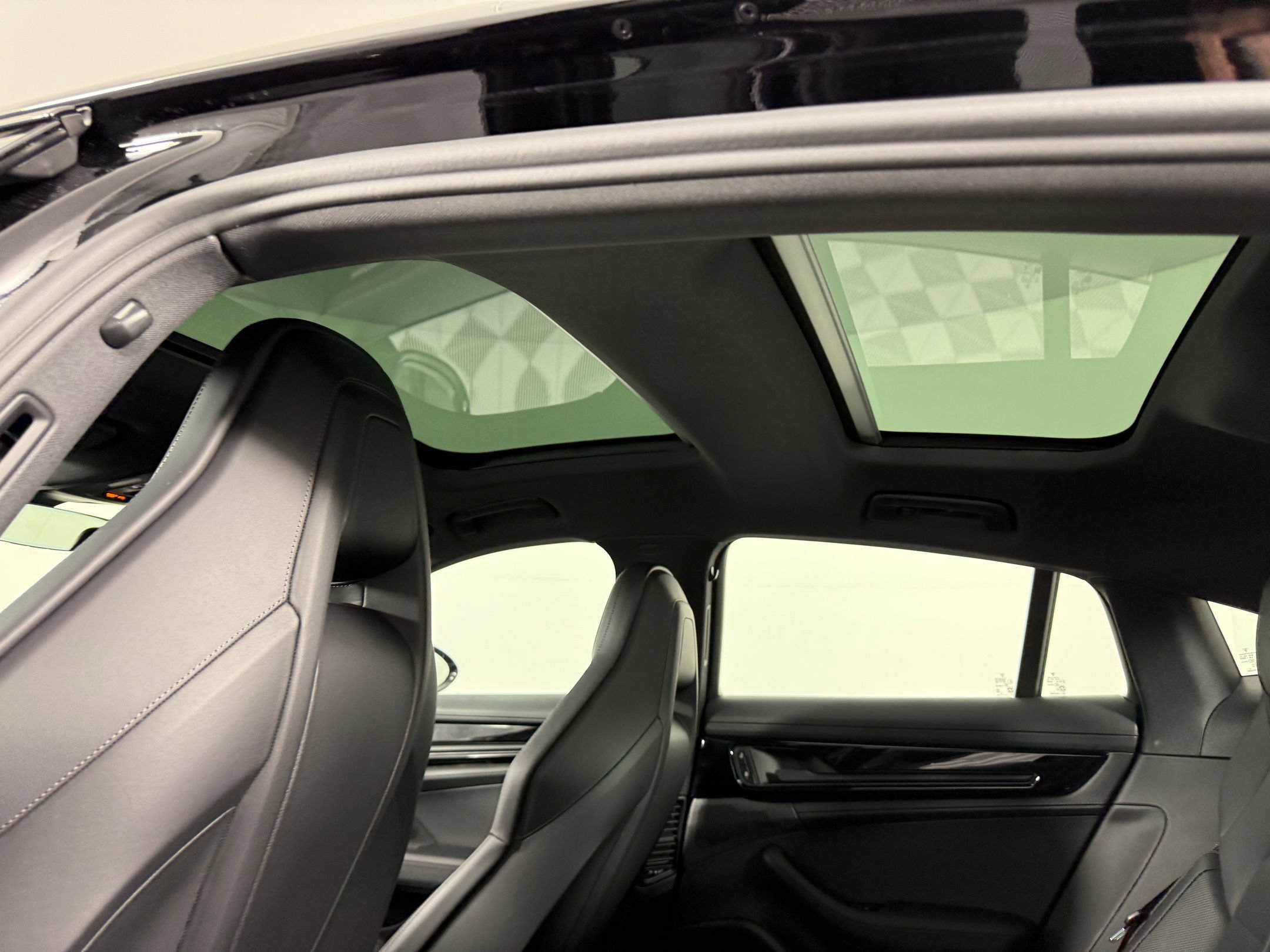 Certified 2026 Porsche Panamera 4 AWD/4WD image 19