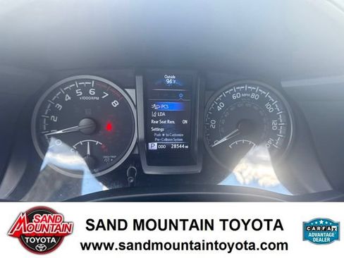 Used 2023 Toyota Tacoma TRD Off-Road AWD/4WD image 17