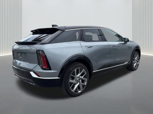 New 2026 Cadillac Optiq Luxury 1 RWD image 5
