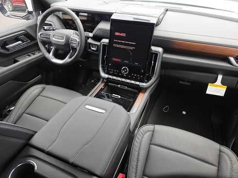 New 2026 GMC Yukon Denali AWD/4WD image 22