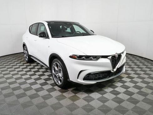 Used 2024 Alfa Romeo Tonale Ti AWD/4WD image 26