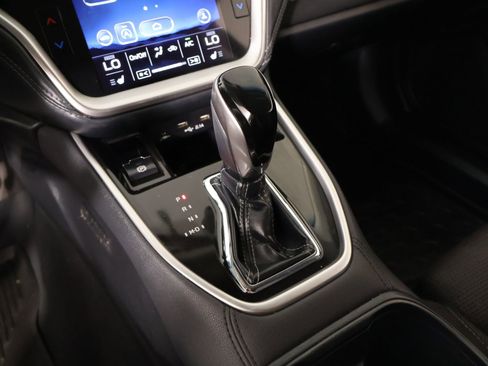 Used 2022 Subaru Outback Premium AWD/4WD image 8