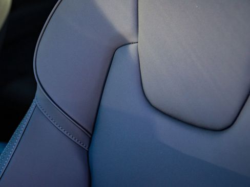 New 2026 Volvo XC60 B5 Plus w/ Climate Package image 28