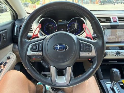 Used 2017 Subaru Outback 2.5i Limited AWD/4WD image 20
