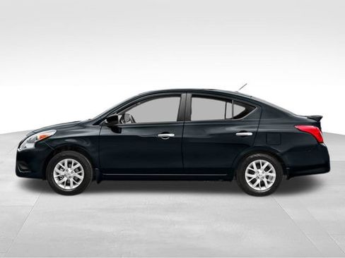 Used 2017 Nissan Versa S Plus FWD image 6