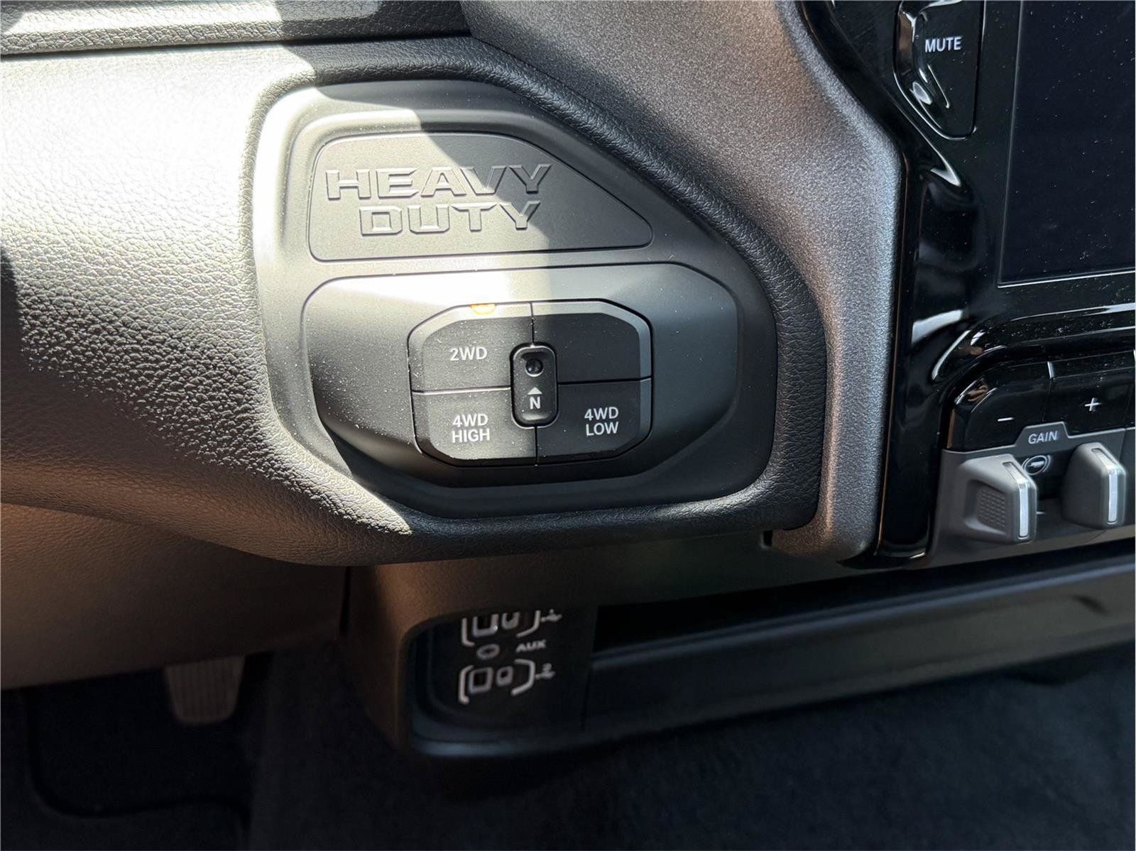 Used 2025 RAM 2500 Tradesman AWD/4WD image 24
