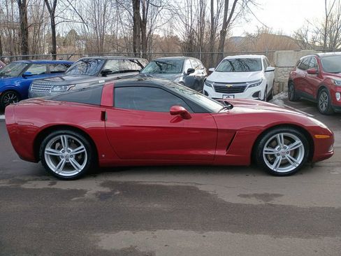 Used 2008 Chevrolet Corvette Coupe w/ Preferred Equipment Group image 7