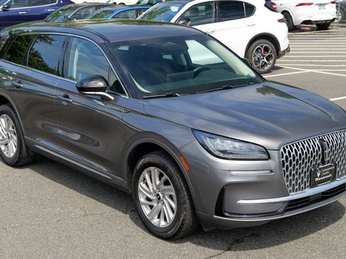 Used 2023 Lincoln Corsair AWD image 9
