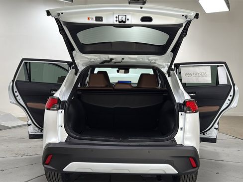 New 2026 Toyota Corolla Cross XLE image 16