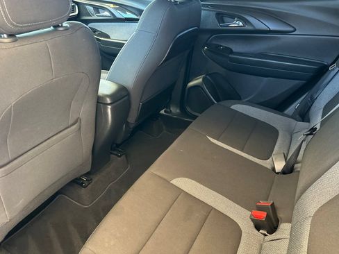 Used 2023 Chevrolet TrailBlazer LS FWD image 12