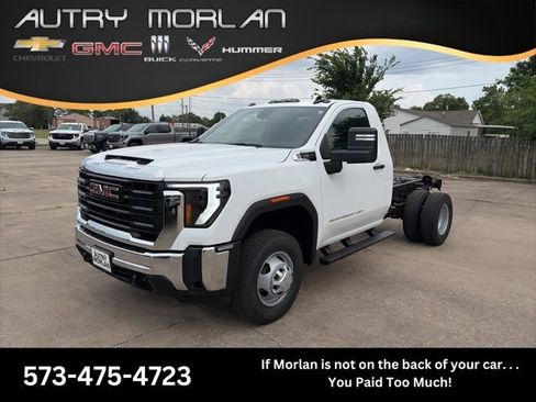 New 2026 GMC Sierra 3500 Pro w/ Convenience Package AWD/4WD image 1