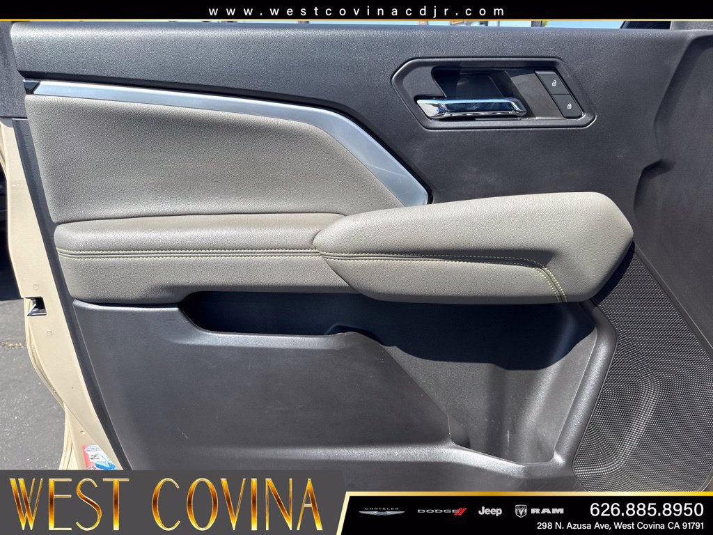 Used 2024 Chevrolet Colorado ZR2 AWD/4WD image 13