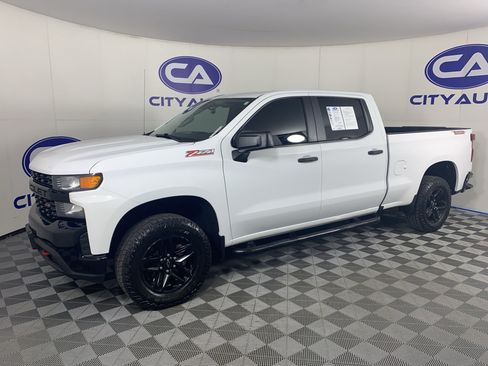 Used 2019 Chevrolet Silverado 1500 Custom Trail Boss w/ Custom Convenience Package AWD/4WD image 6