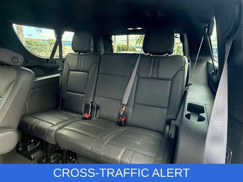 Certified 2024 Chevrolet Suburban RST w/ Luxury Package AWD/4WD image 11