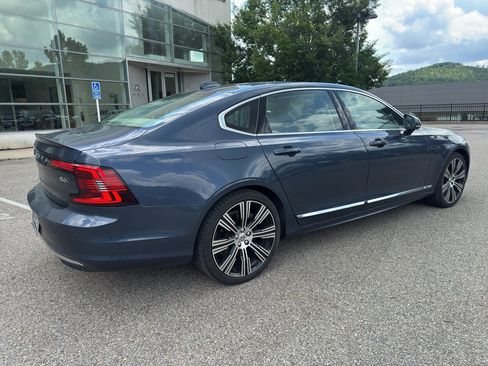 Used 2023 Volvo S90 B6 Plus AWD/4WD image 10