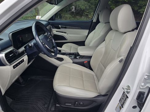 Used 2023 Kia Telluride EX FWD image 12
