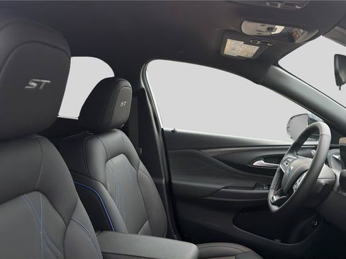 New 2026 Buick Envista Sport Touring w/ Convenience I Package FWD image 24