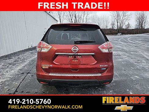 Used 2014 Nissan Rogue SV image 6