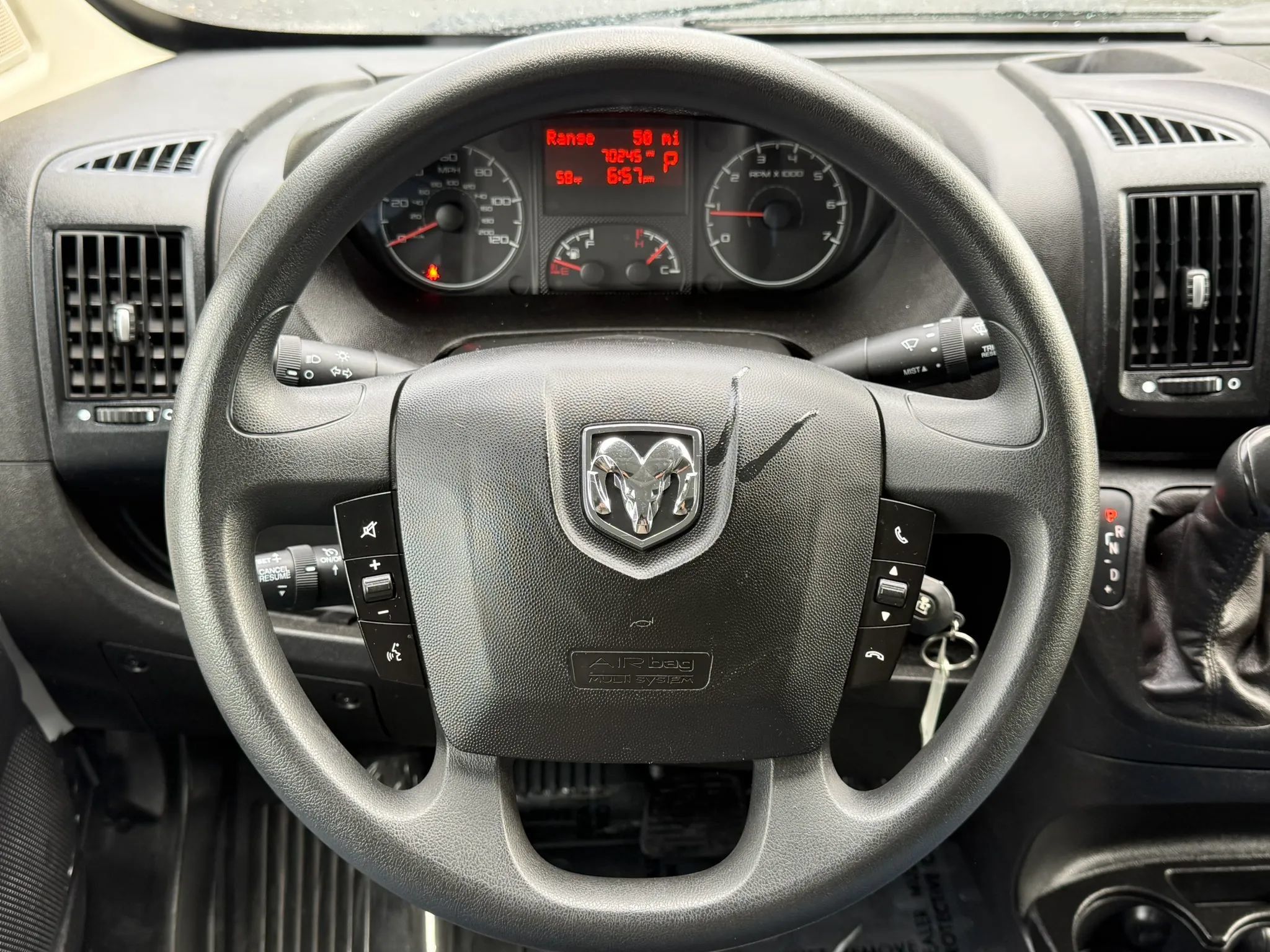 Used 2021 RAM ProMaster 2500 FWD image 10