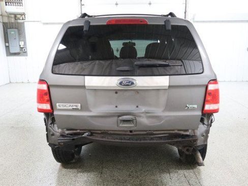 Used 2011 Ford Escape Limited w/ 301A Rapid Spec Order Code image 8